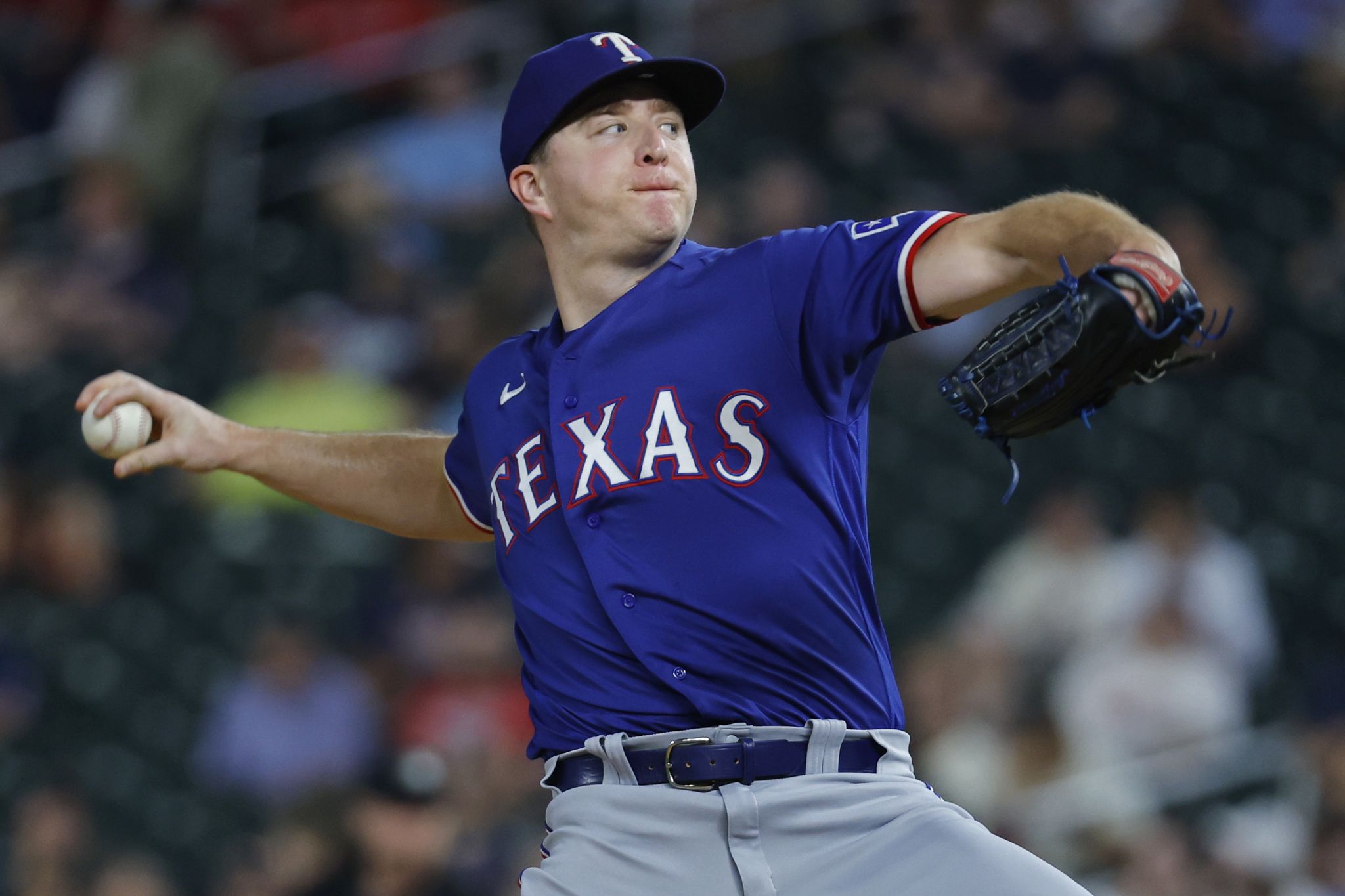 Rangers drop 7th straight, lead in AL West down to one game