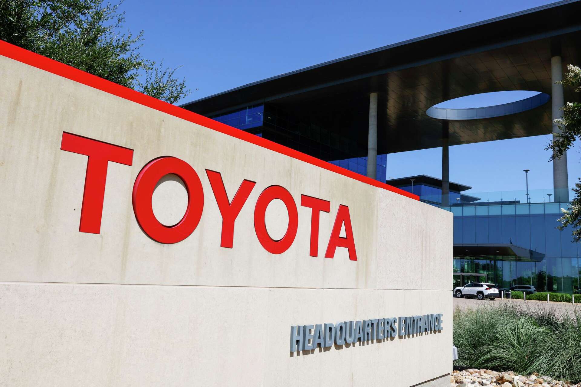 Tmna Plano to add 5-acre park with $15 million Toyota donation
