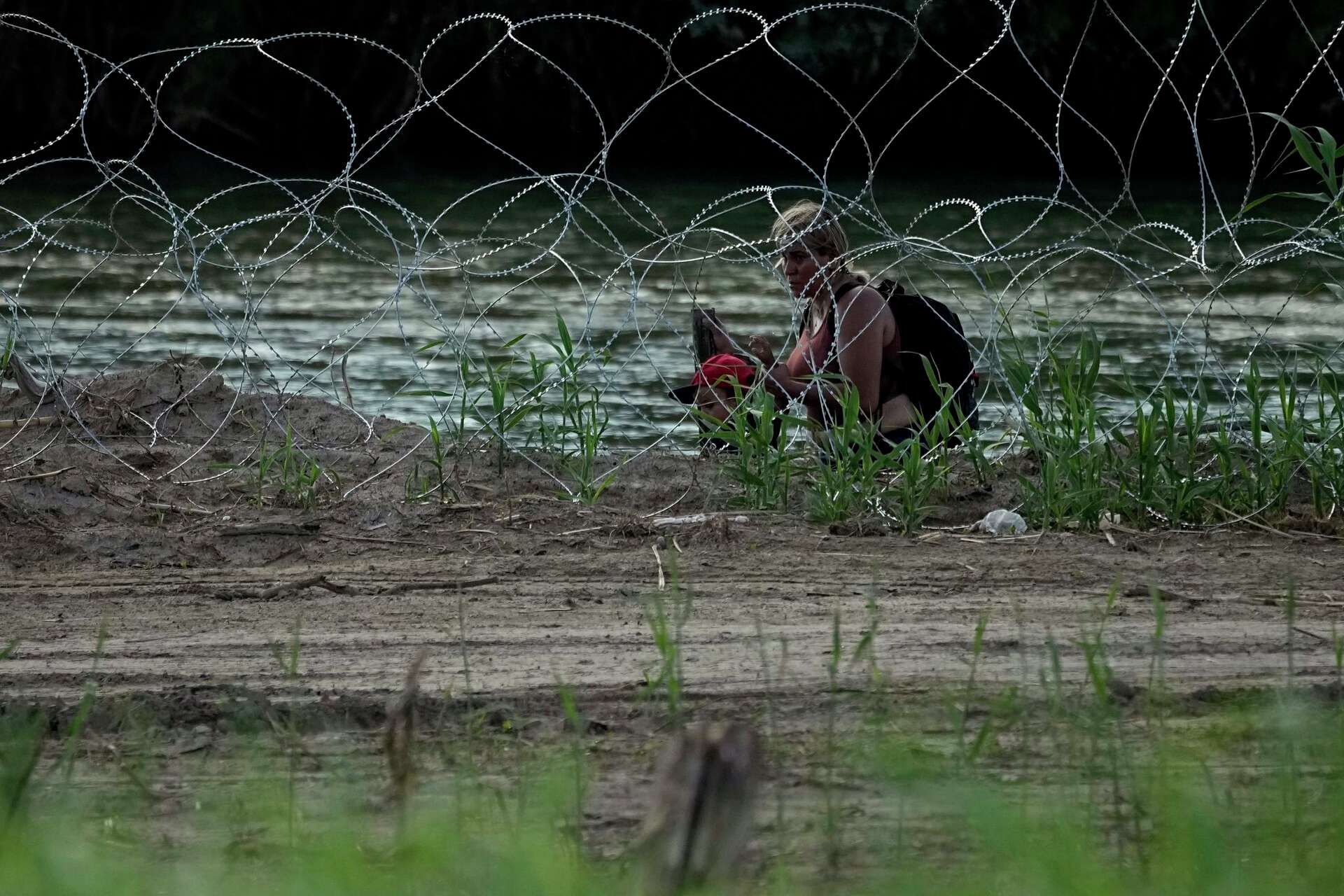Razor wire at Texas border is illegal, must be removed, DOJ tells Abbott