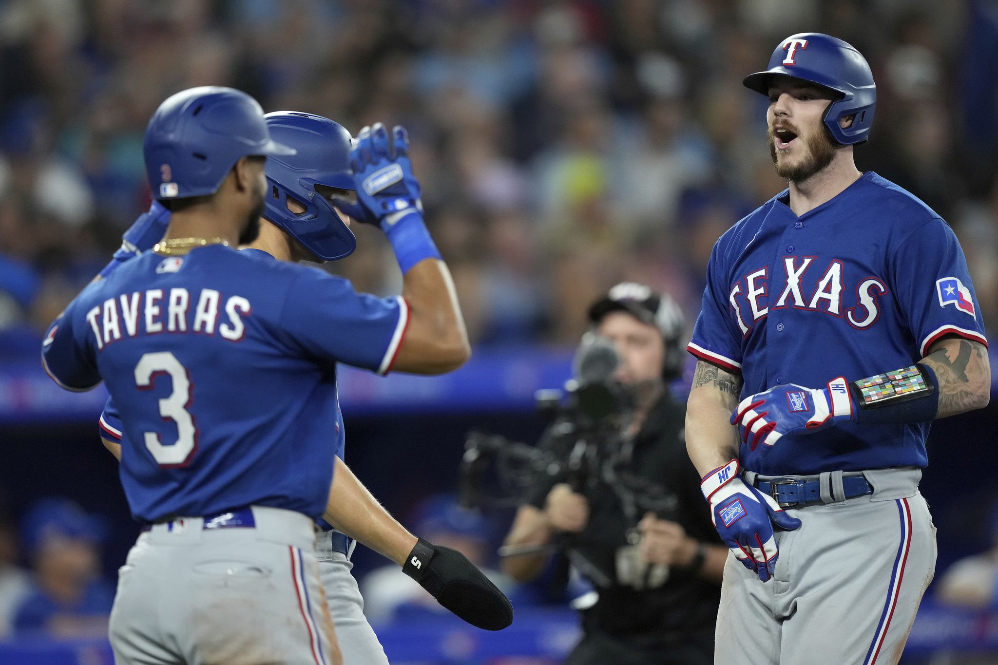 Jonah Heim punctuates Rangers' win over Blue Jays with grand slam