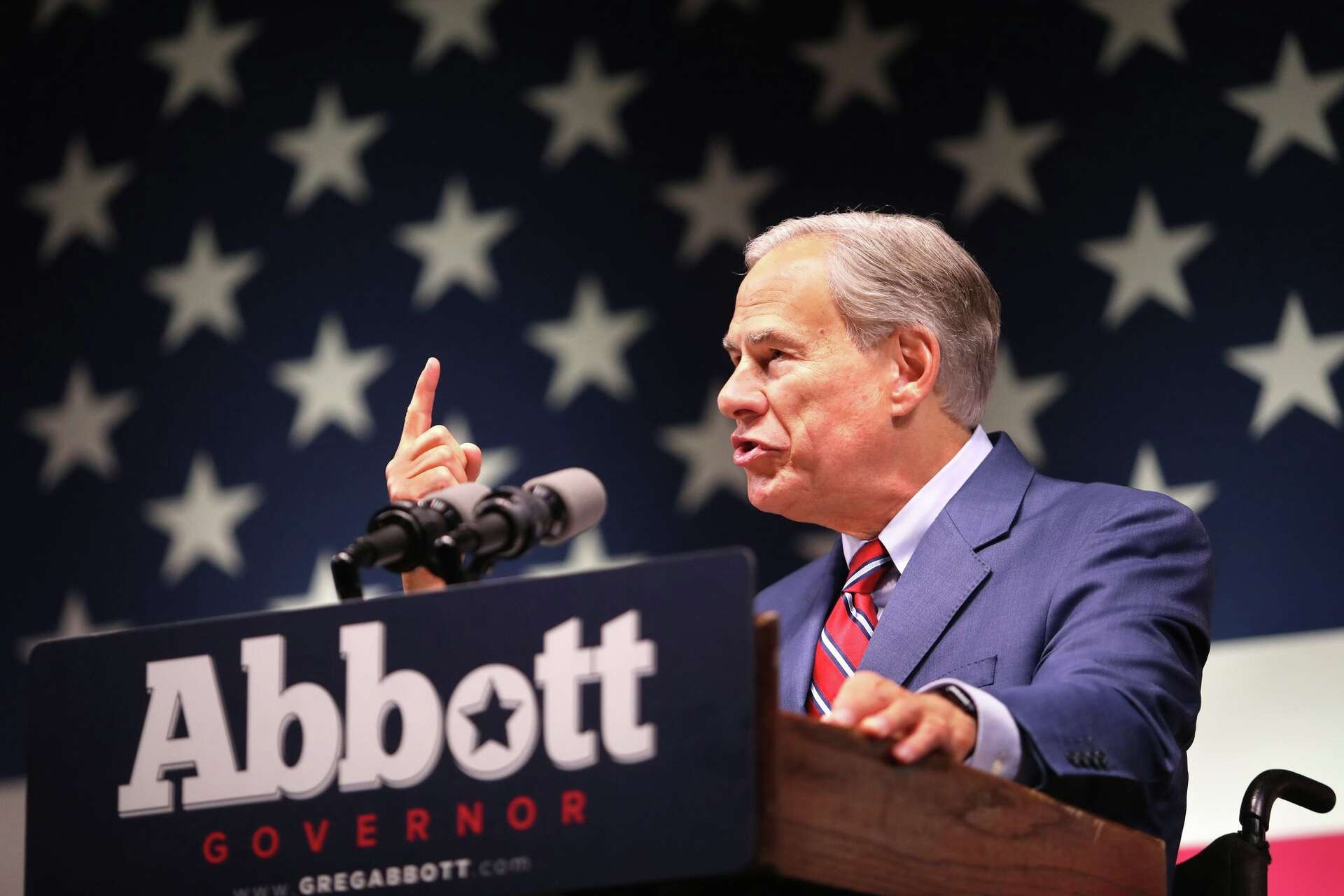 Defending border buoys, Gov. Greg Abbott tells President Joe Biden he ...