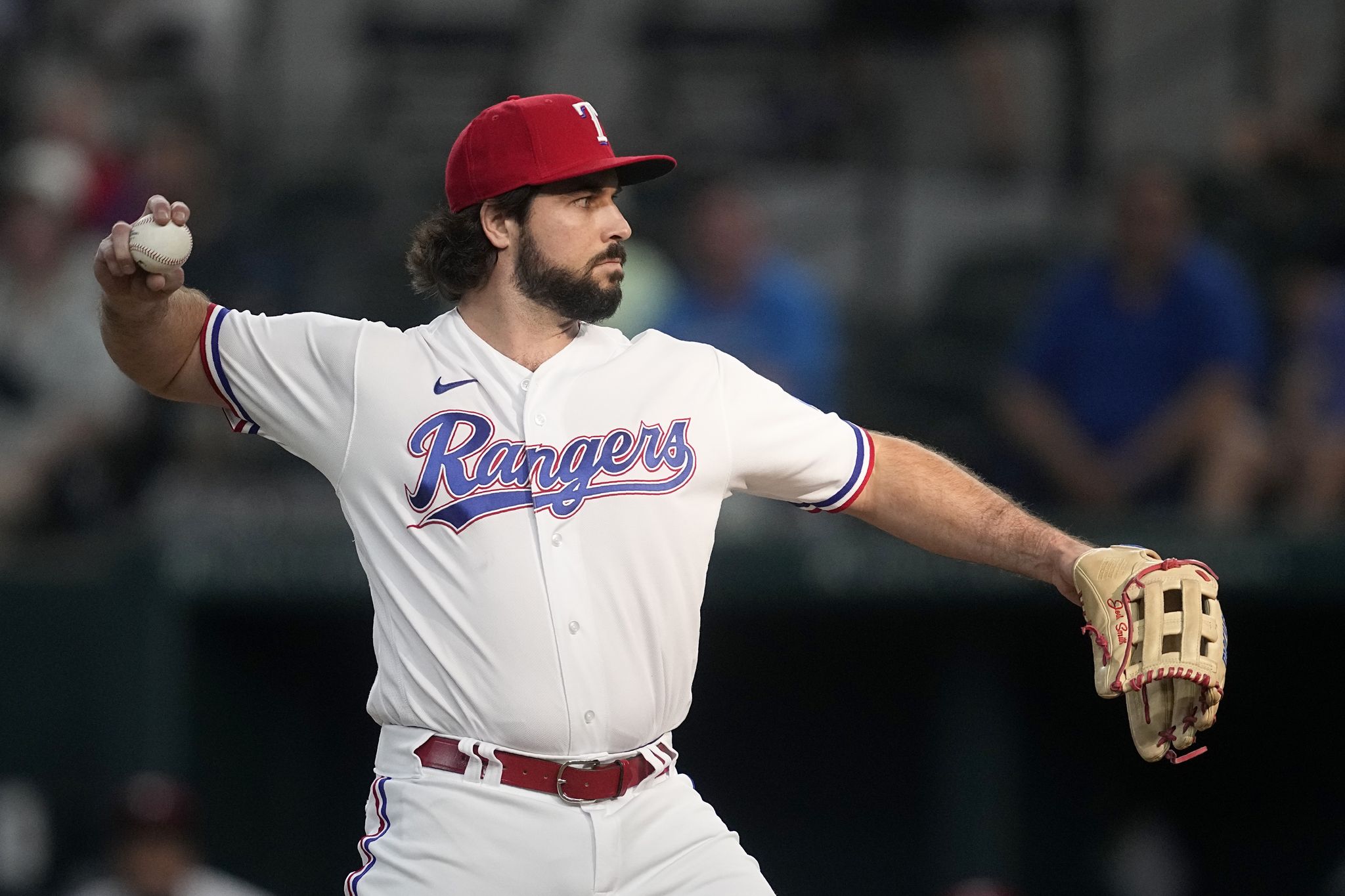 Rangers' Austin Hedges breaks down art of position player pitching