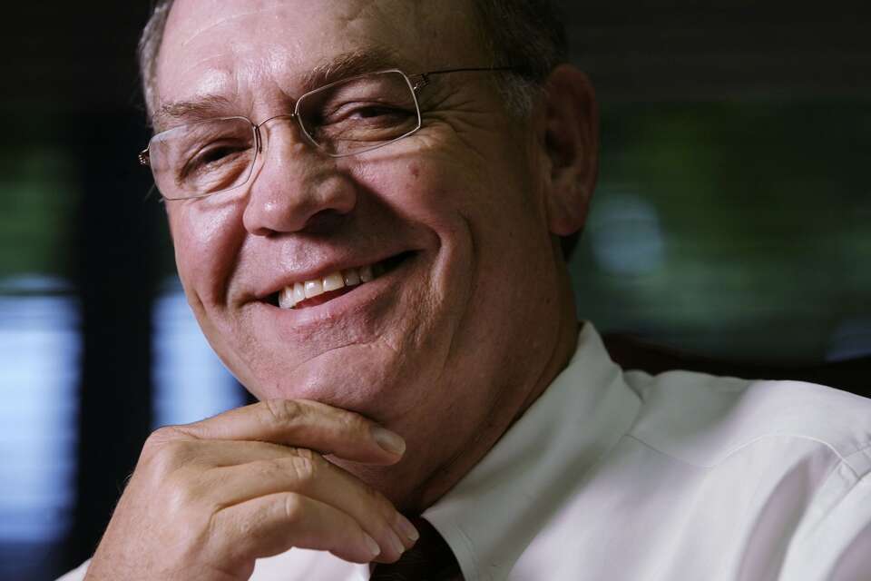 D.R. Horton, founder of nation's largest homebuilder, dies