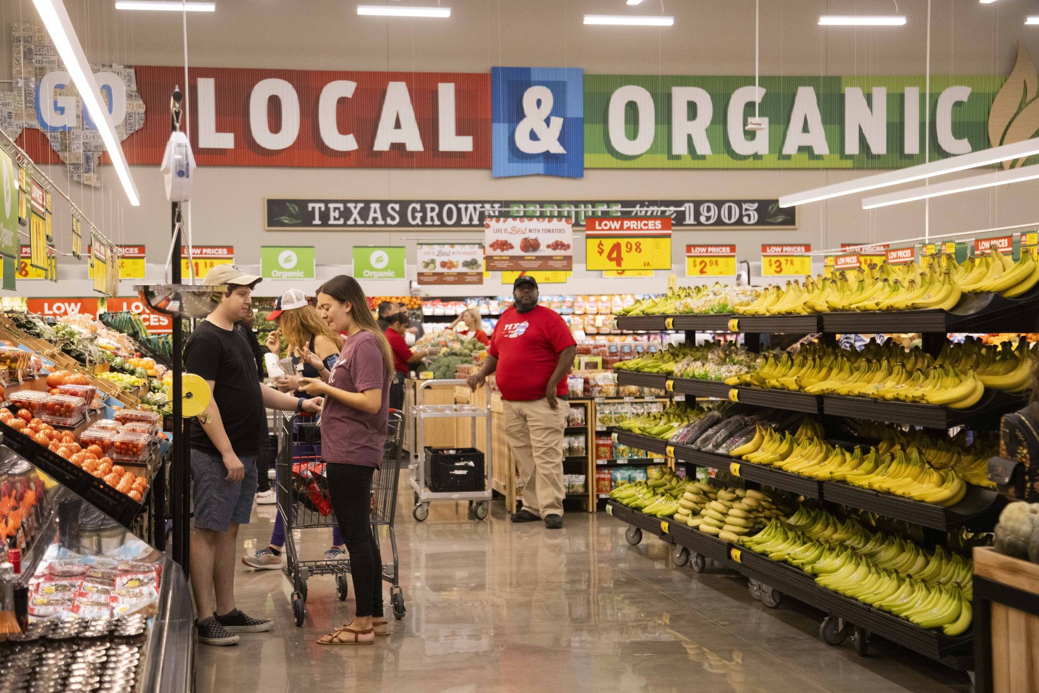 H-E-B looking to bring bigger store to city in North Texas.