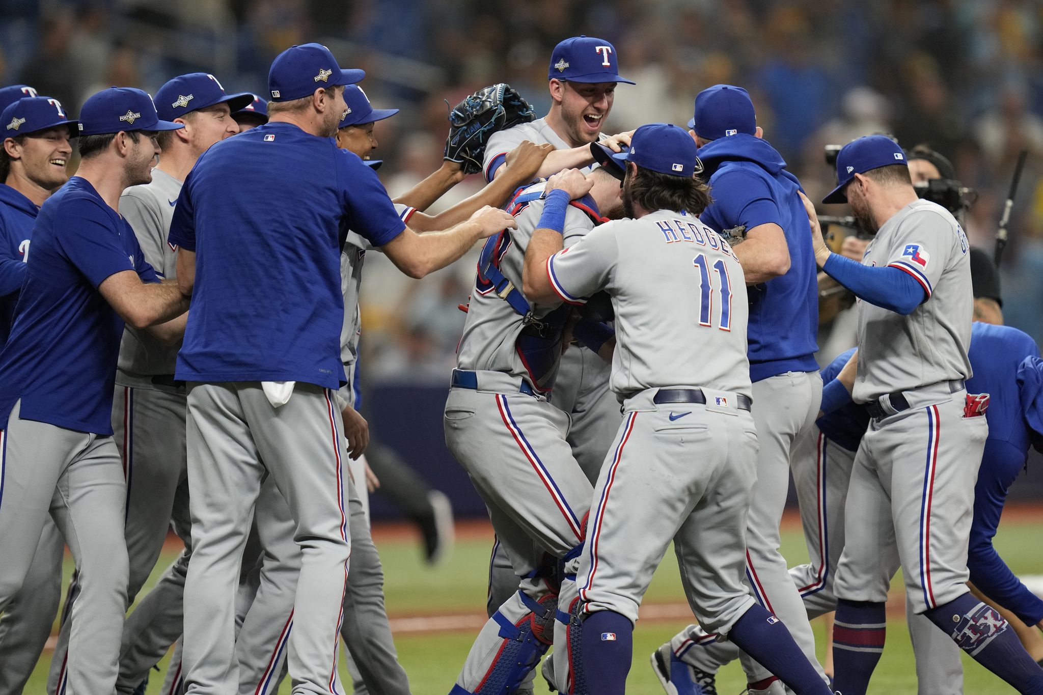 Texas Rangers Venezuela Rangers de Texas ganan el segundo a Rays de Tampa Bay y van a la serie ...