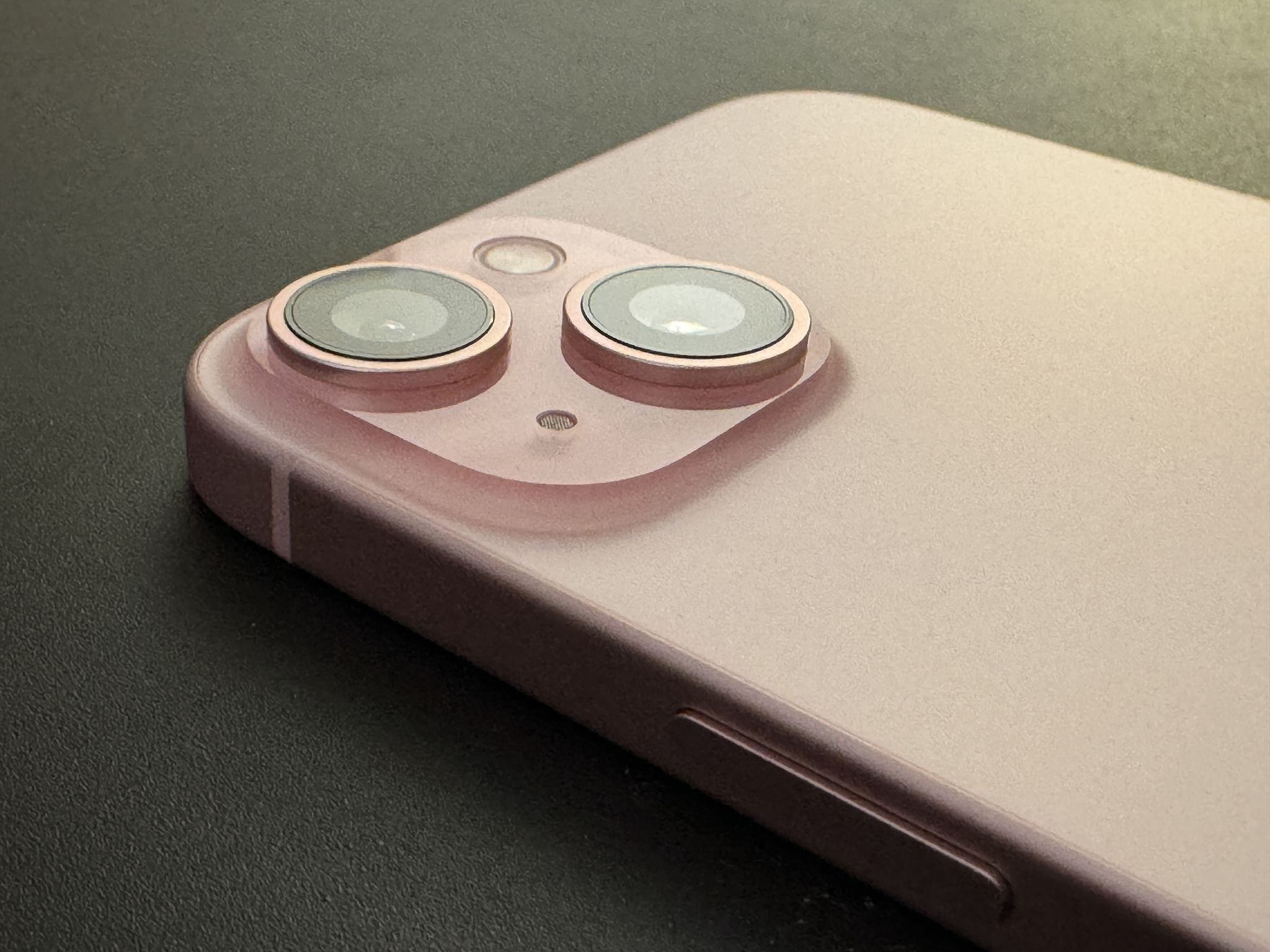 Apple has increased the thickness of the camera module, and it prevents ...