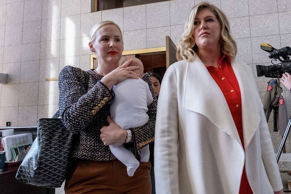 Dallas woman says she had to leave state for medically necessary abortion