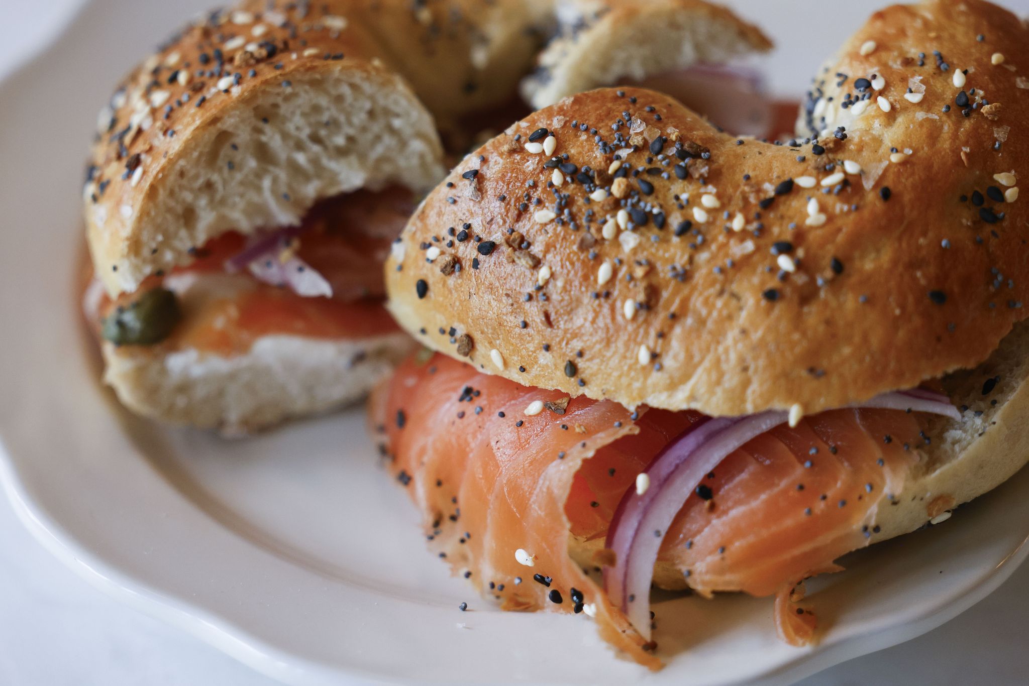 Former U.S Congressman Beto O'Rourke stops by Dallas bagel shop Beto told the bagel shop owner that Trades Deli in Oak Cliff reminded him of Russ & Daughters in New York City. Staff Writer Aug 25, 2026