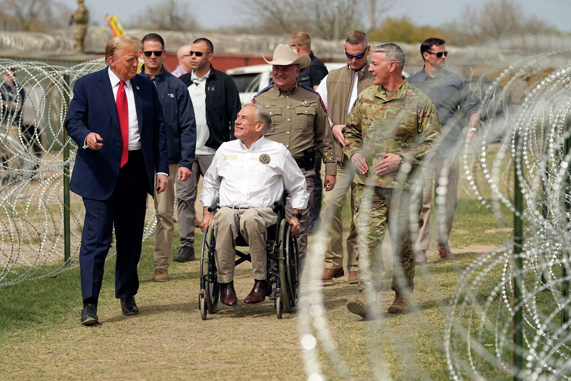Joe Biden, Donald Trump visit Texas border with Mexico