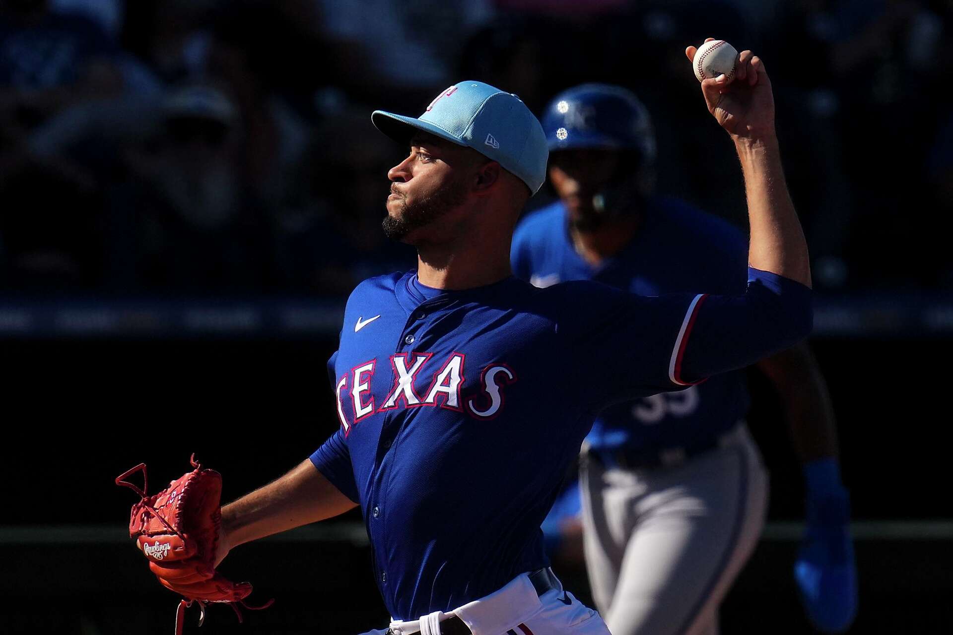 Texas Rangers avoid serious injury to LHP Antoine Kelly