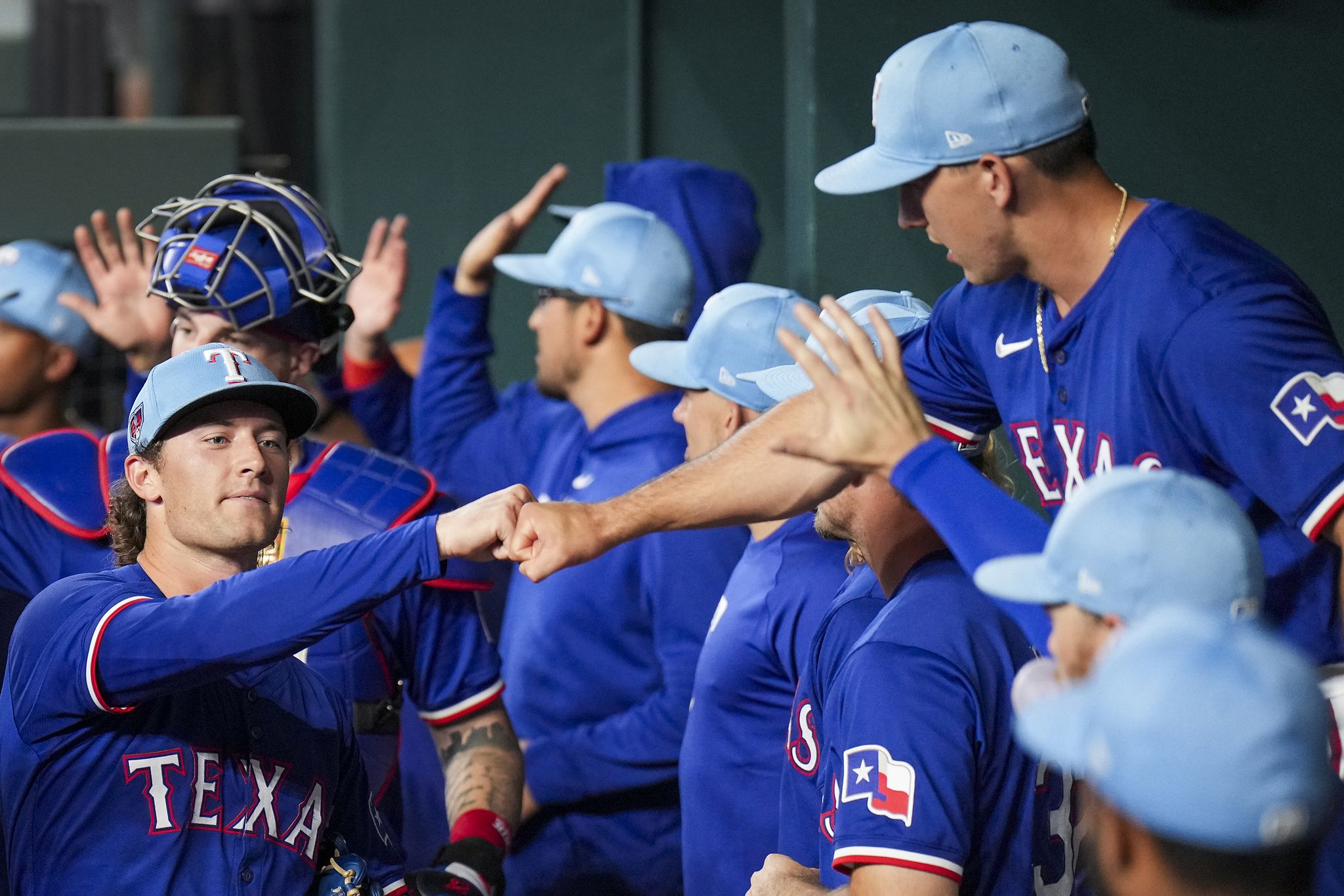 Texas Rangers Latin Texas Rangers inician su campaña en Grandes Ligas este jueves en Arlington