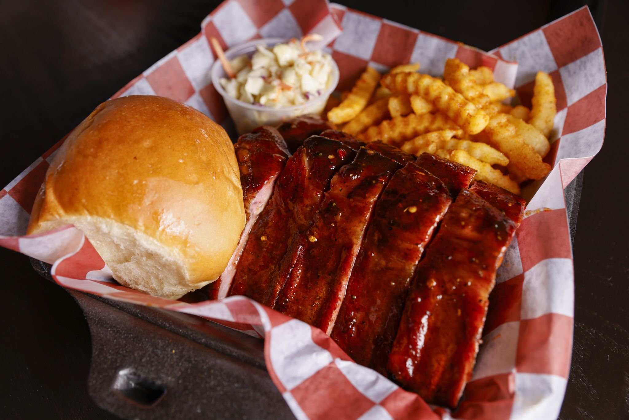 Ribbee's opens in Fort Worth, following Raising Cane's model