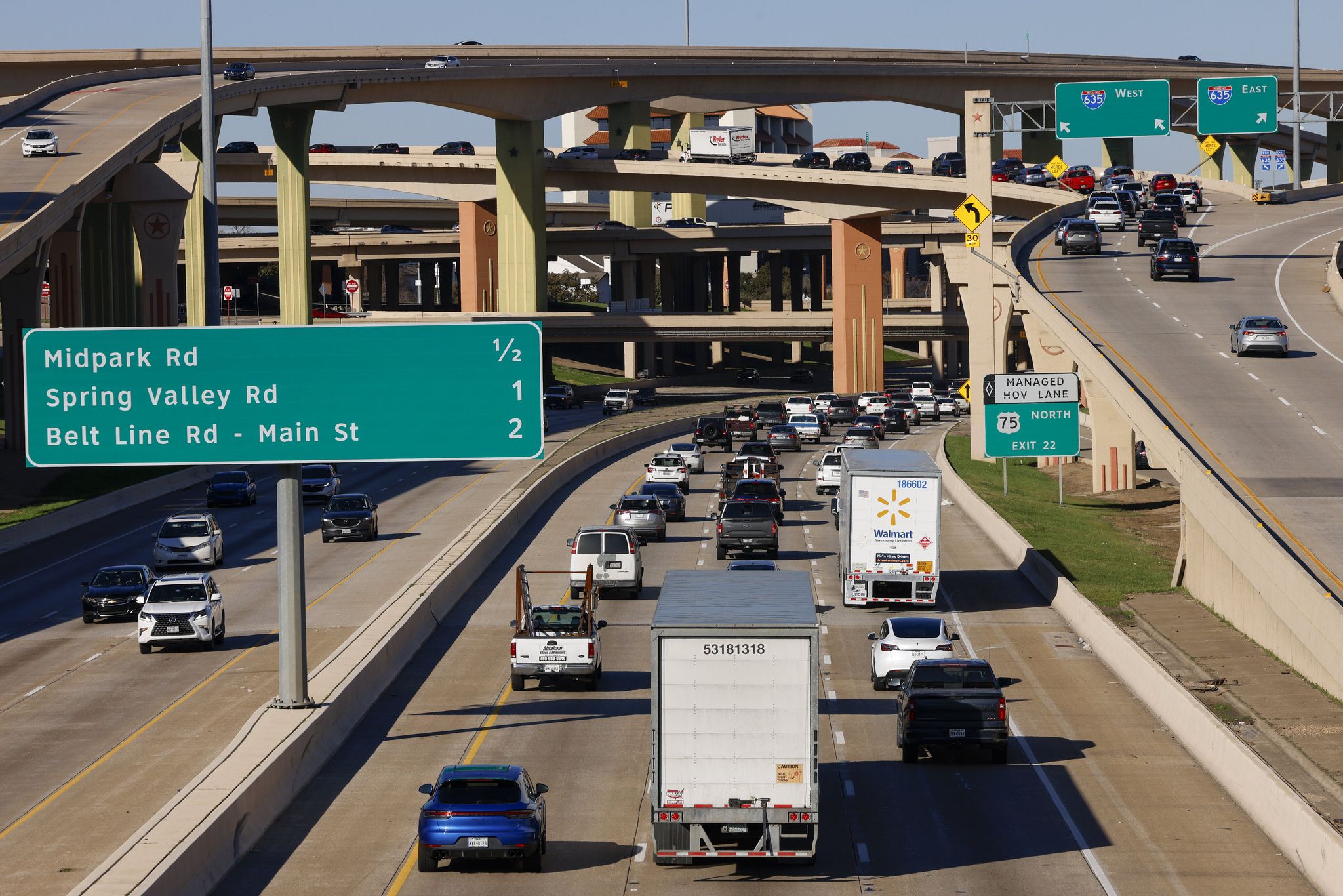 Driversselect Dfw Dallas drivers are putting in more miles to get to work, study finds