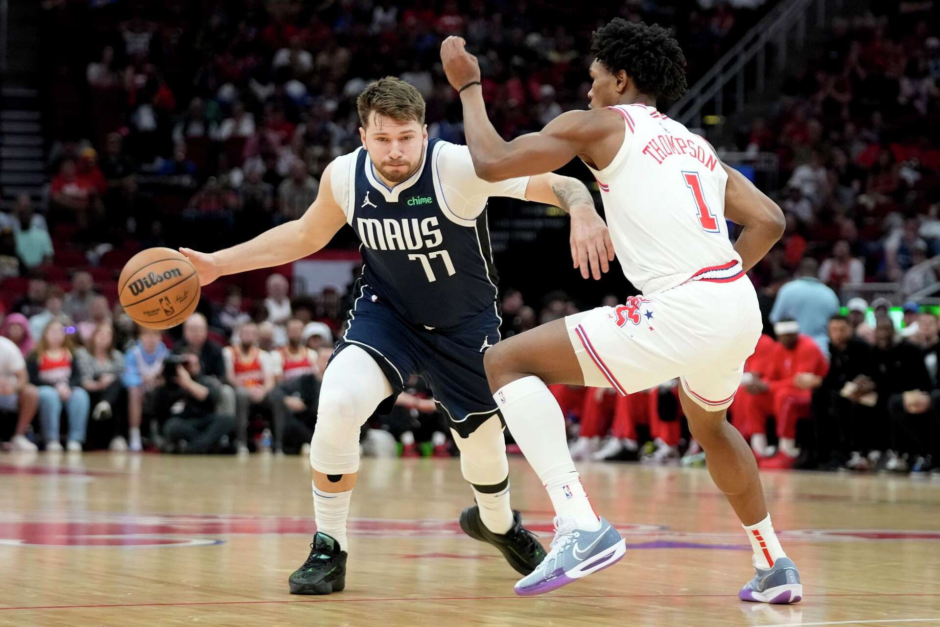 Watch: Dallas Mavericks' Luka Doncic makes long-range scoop shot