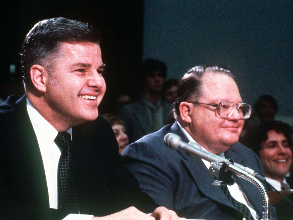 Oil magnate Herbert Hunt, brother of Lamar, dies at 95