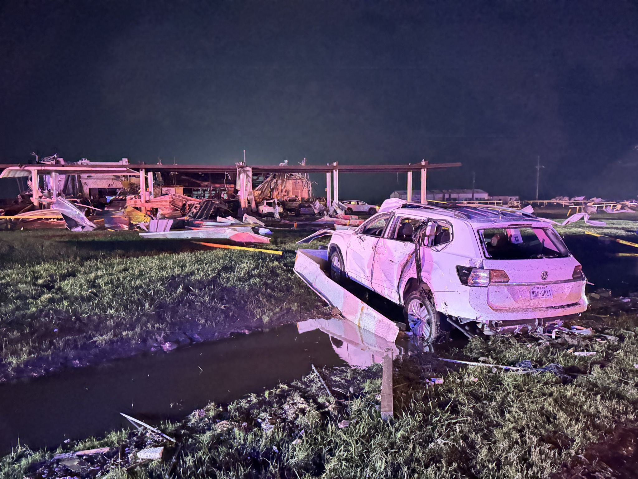 Video: Late-night tornado leaves trail of destruction in North Texas