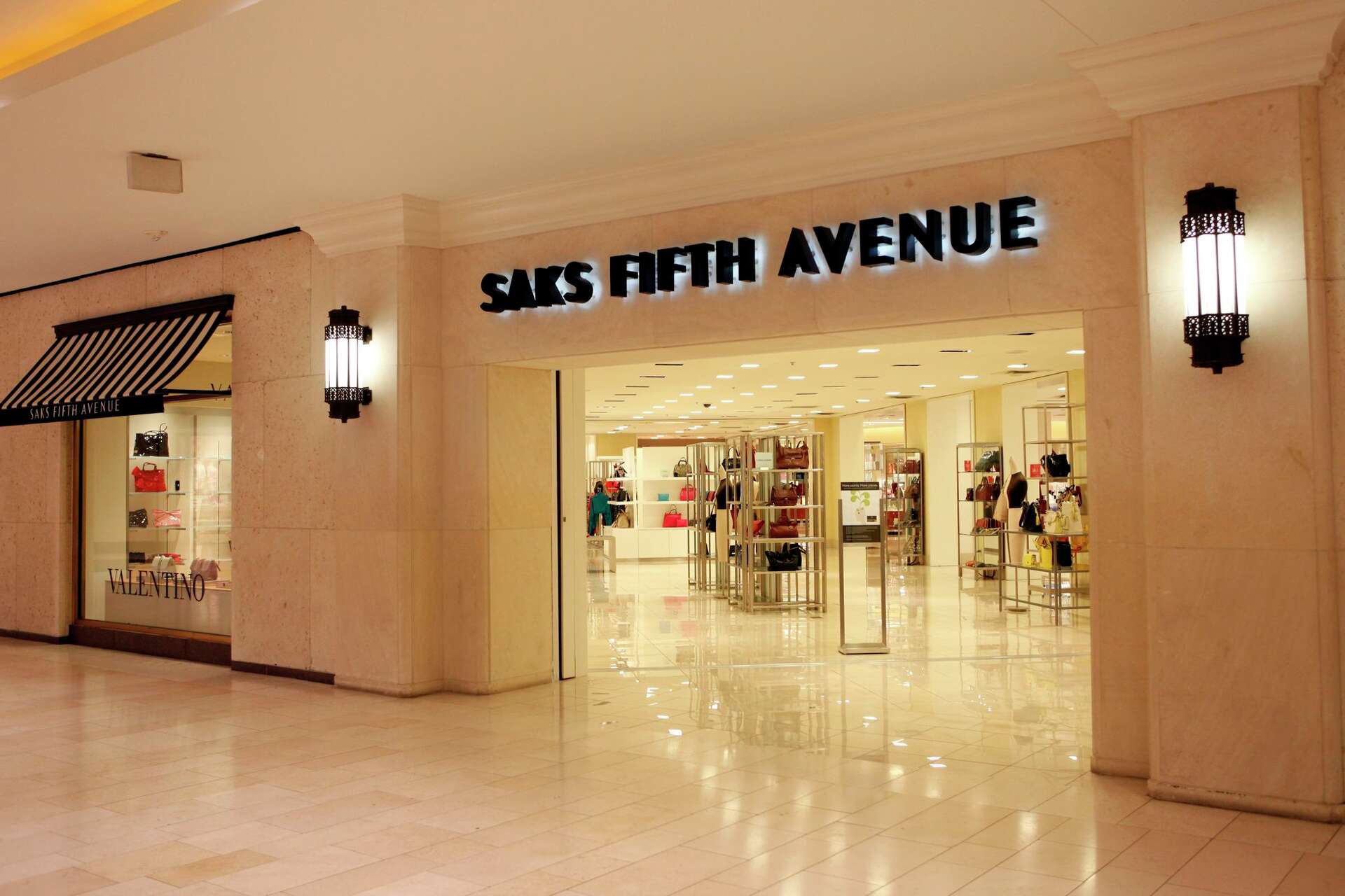 Saks's Saks Global looks to lay off approximately 100 employees