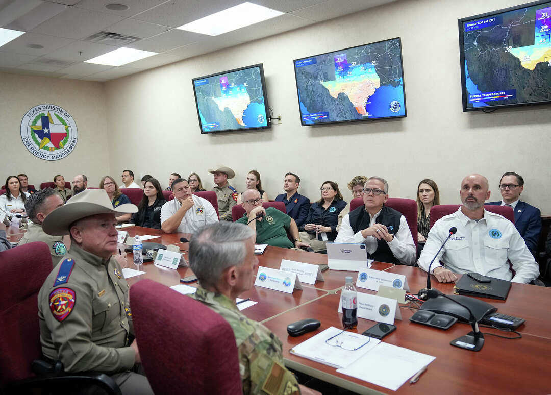 Abbott declares disaster as Texas braces for winter storm