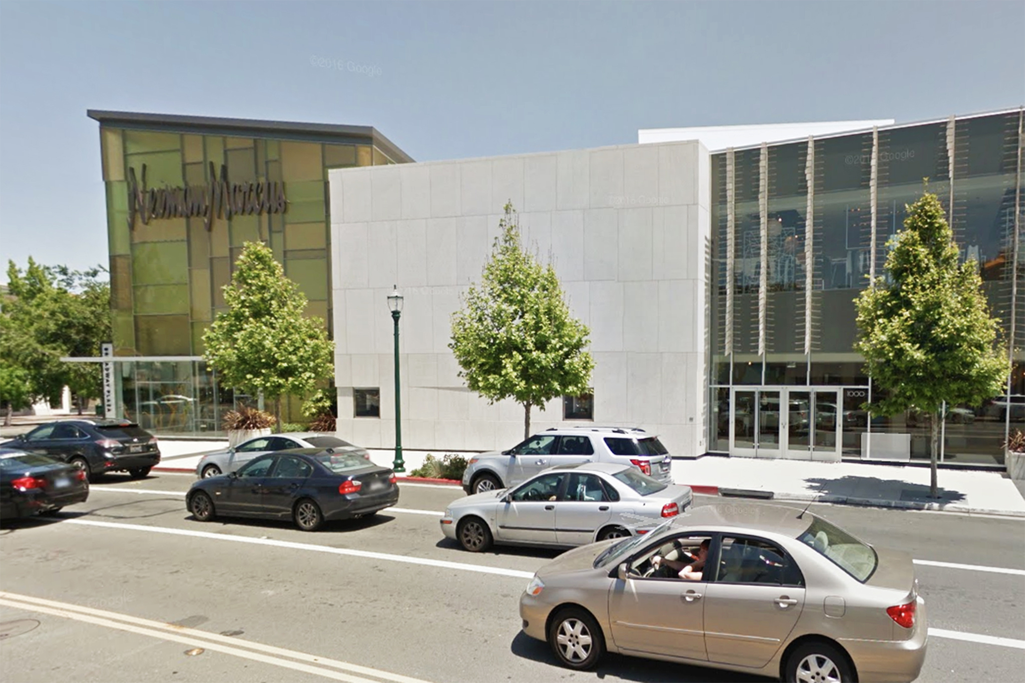 Vacant Bay Area Neiman Marcus at suburban mall to be site of luxury restaurant