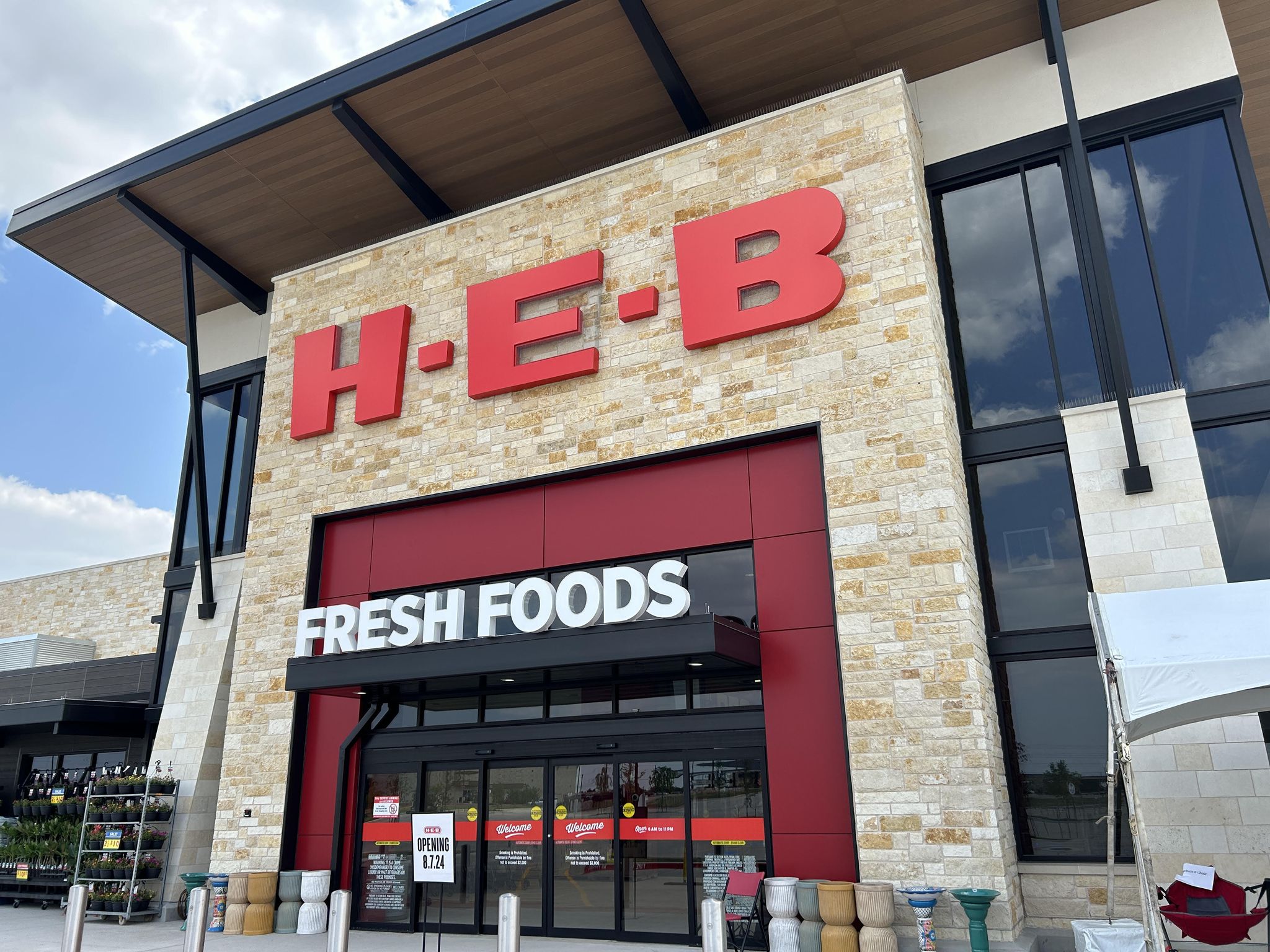 H-E-B not affected by CDC investigation into cyclospora with Taco Bell