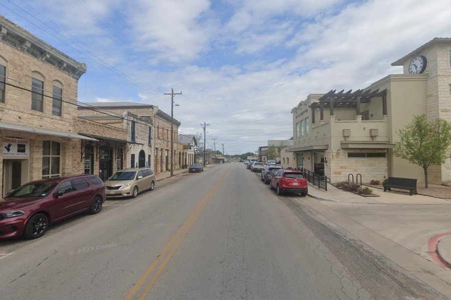 Costco-anchored tiny Texas town scores another $3M retail investment amid boom Is this the next up-and-coming suburb in Central Texas? Austin Trending Reporter June 11, 2026