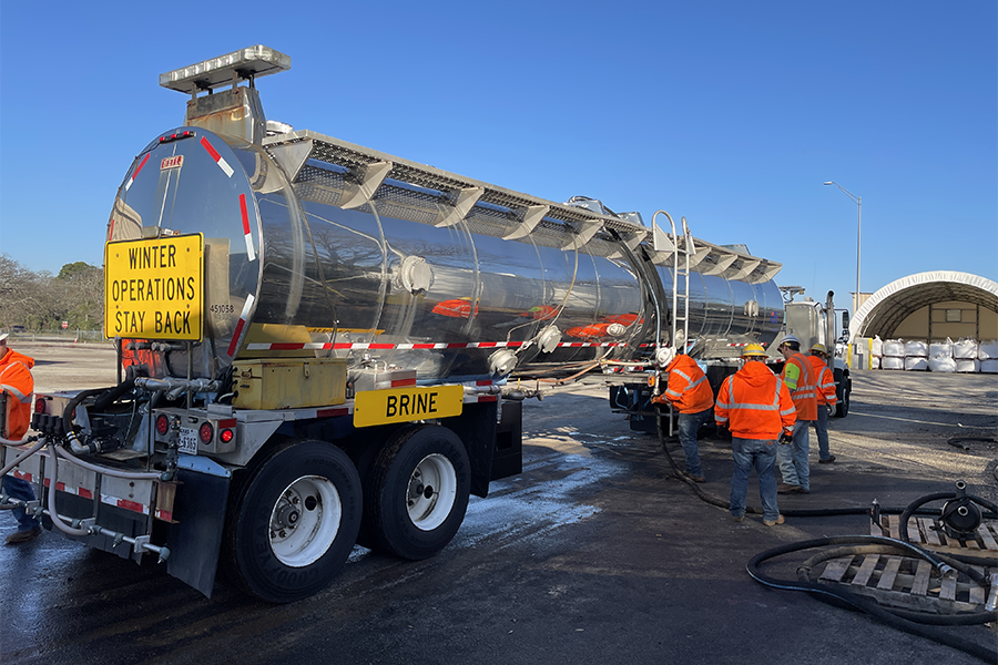 TxDOT crews pretreat roads in Webb County ahead of statewide freeze