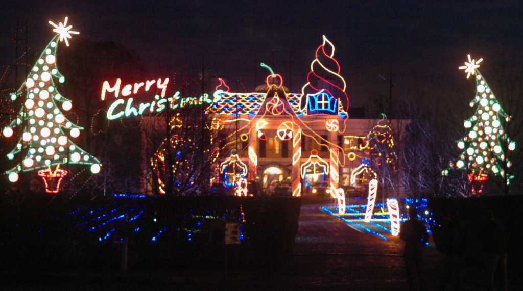 Greenwich billionaire lights up the night