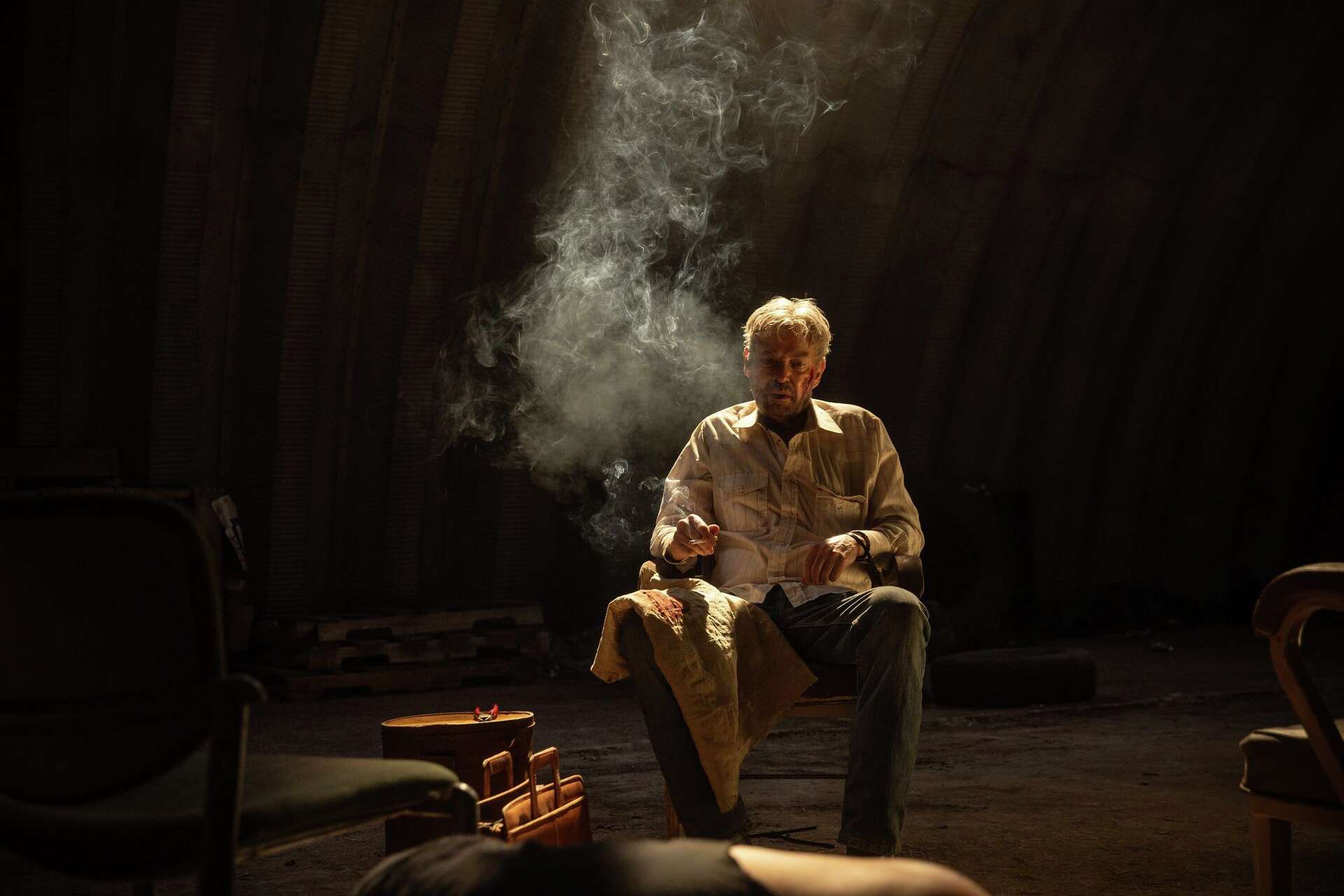 How many cigarettes does Billy Bob Thornton smoke on 'Landman?'