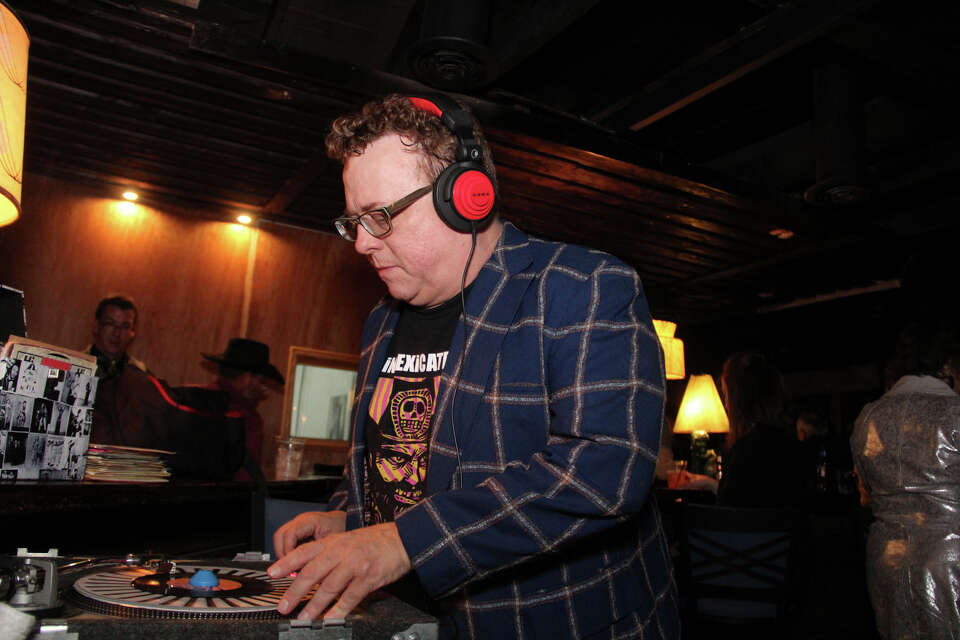 Longtime Dallas musician and DJ Mark Ridlen has died at 65