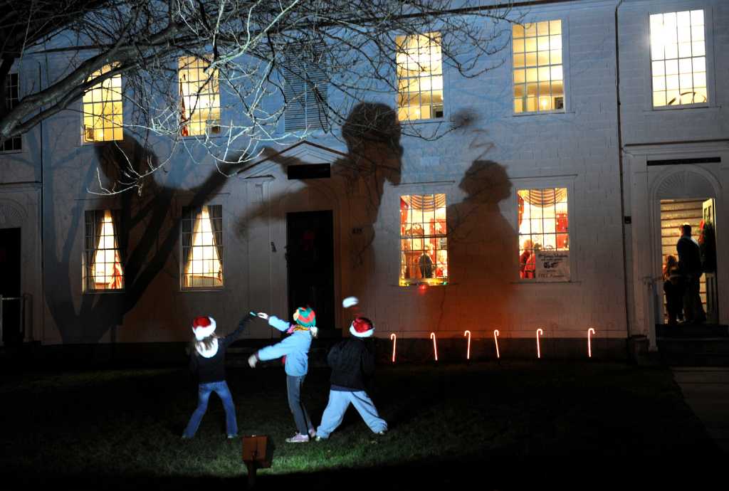 At the heart of Fairfield, tree lighting warms holiday season