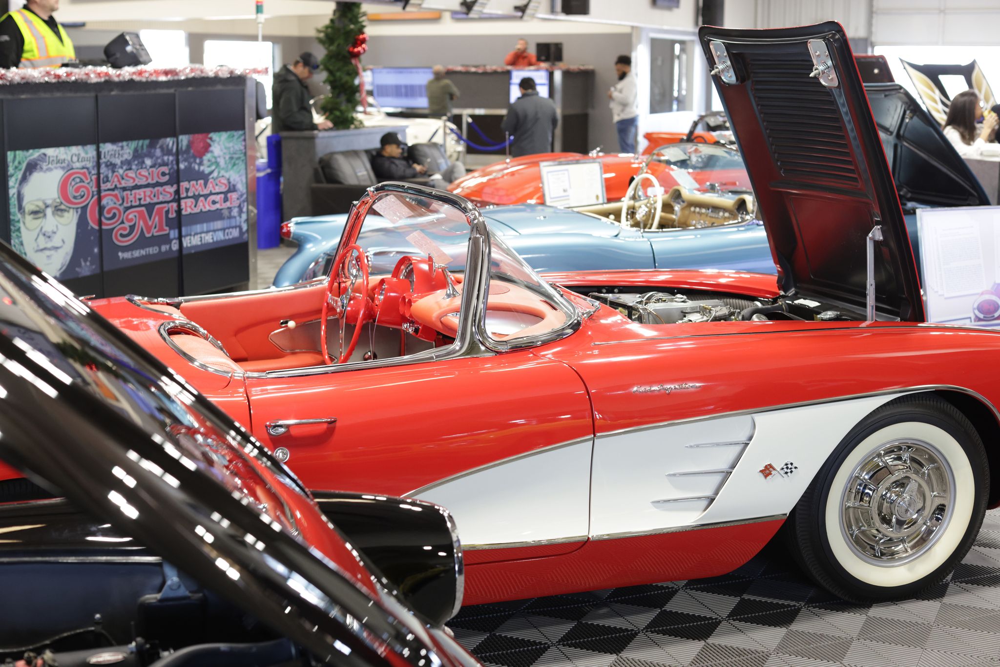 Dallas' 'Classic Christmas Miracle,' made of collectible cars