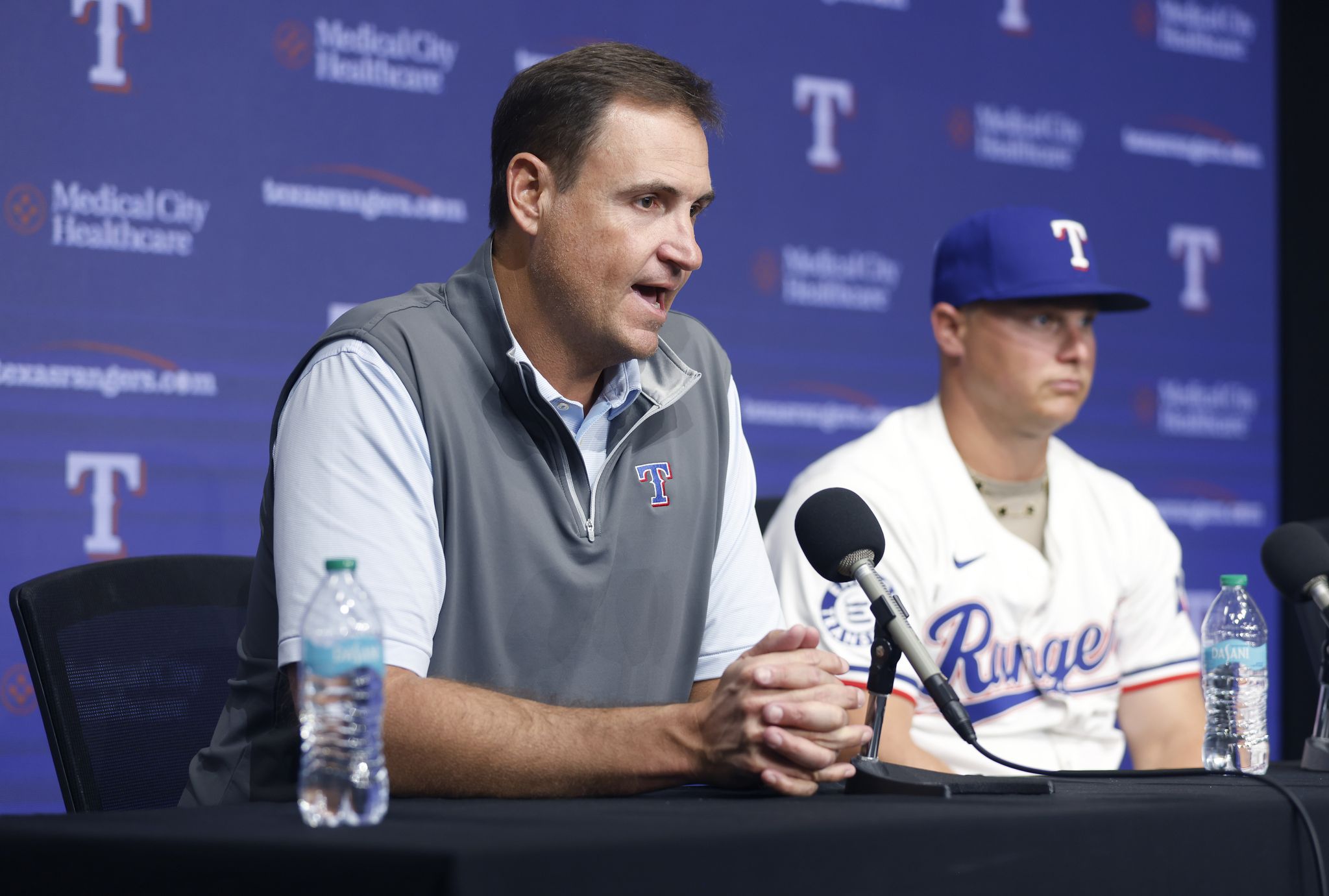 Chris Young details Rangers' moves, ideas for roles in bullpen