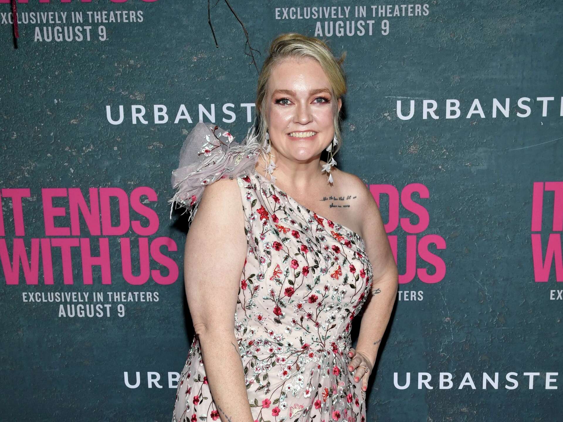 Texas author Colleen Hoover underwent radiation therapy for cancer Texas author Colleen Hoover underwent radiation therapy for cancer