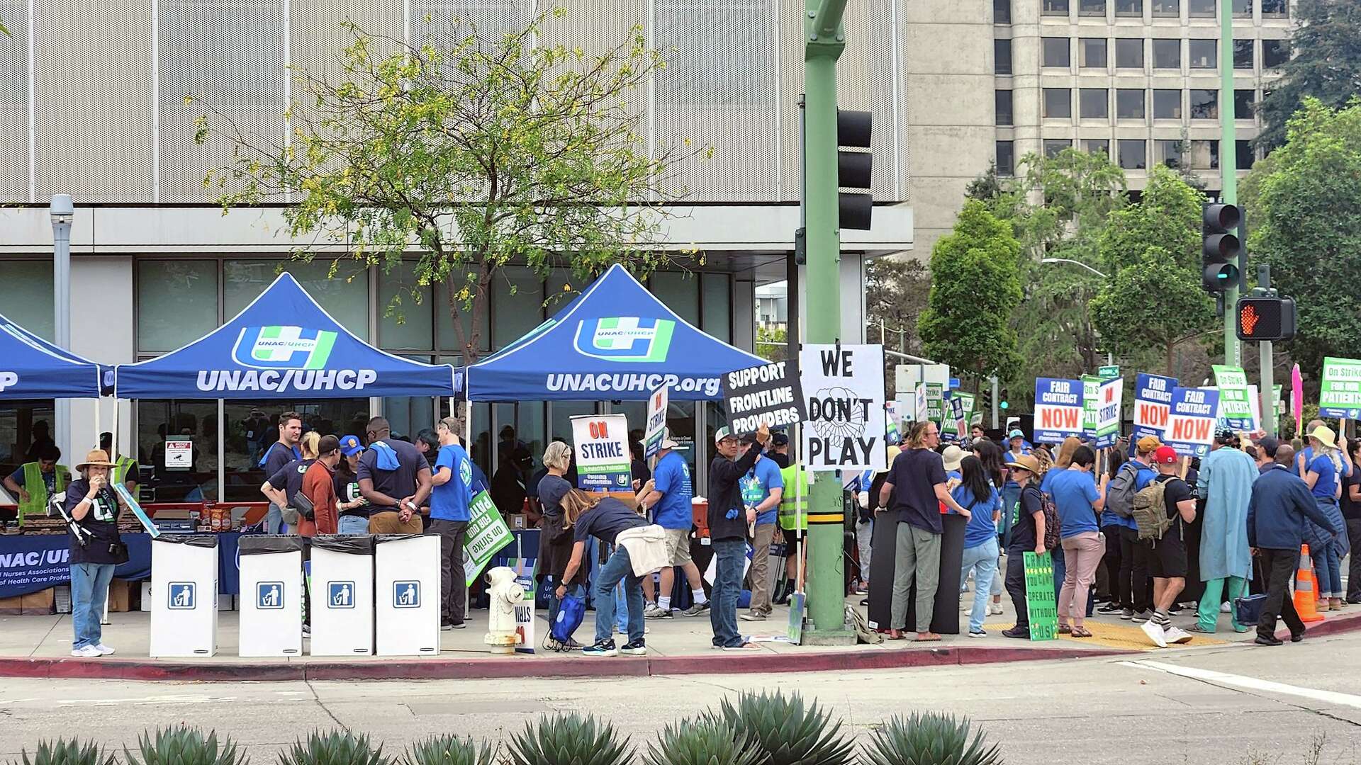 31,000 Kaiser health care workers walk out in major, open-ended strike