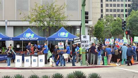 31,000 Kaiser health care workers walk out in major, open-ended strike