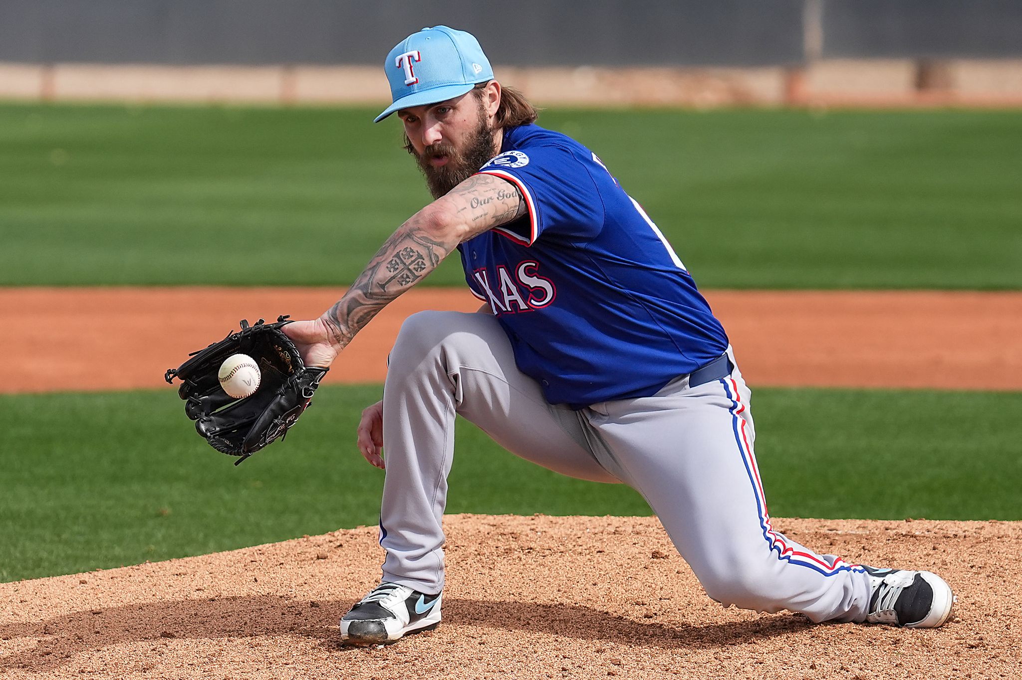 Texas Rangers Al Riley Rangers bring back another familiar reliever on minor league contract