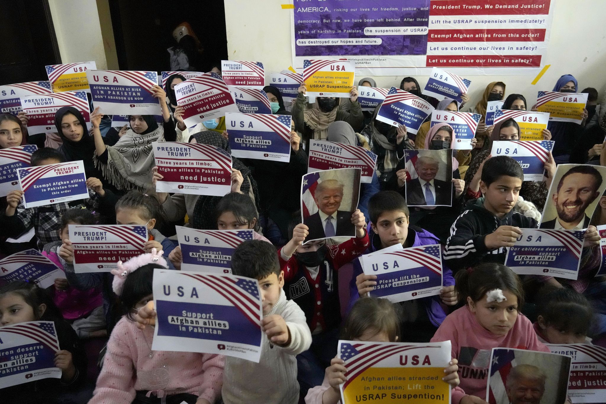 Juez bloquea orden de Trump de suspender la admisión de refugiados a ...