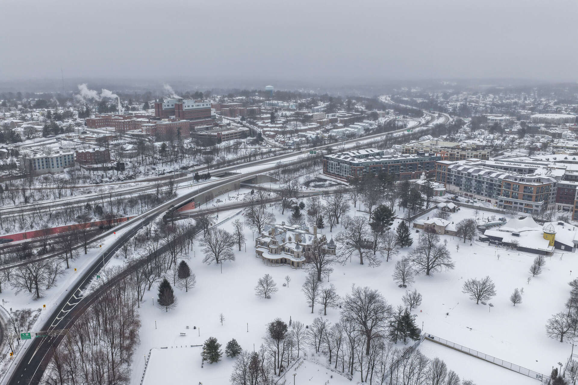 CT digs out from winter storm's heavy snow, extreme cold to last days