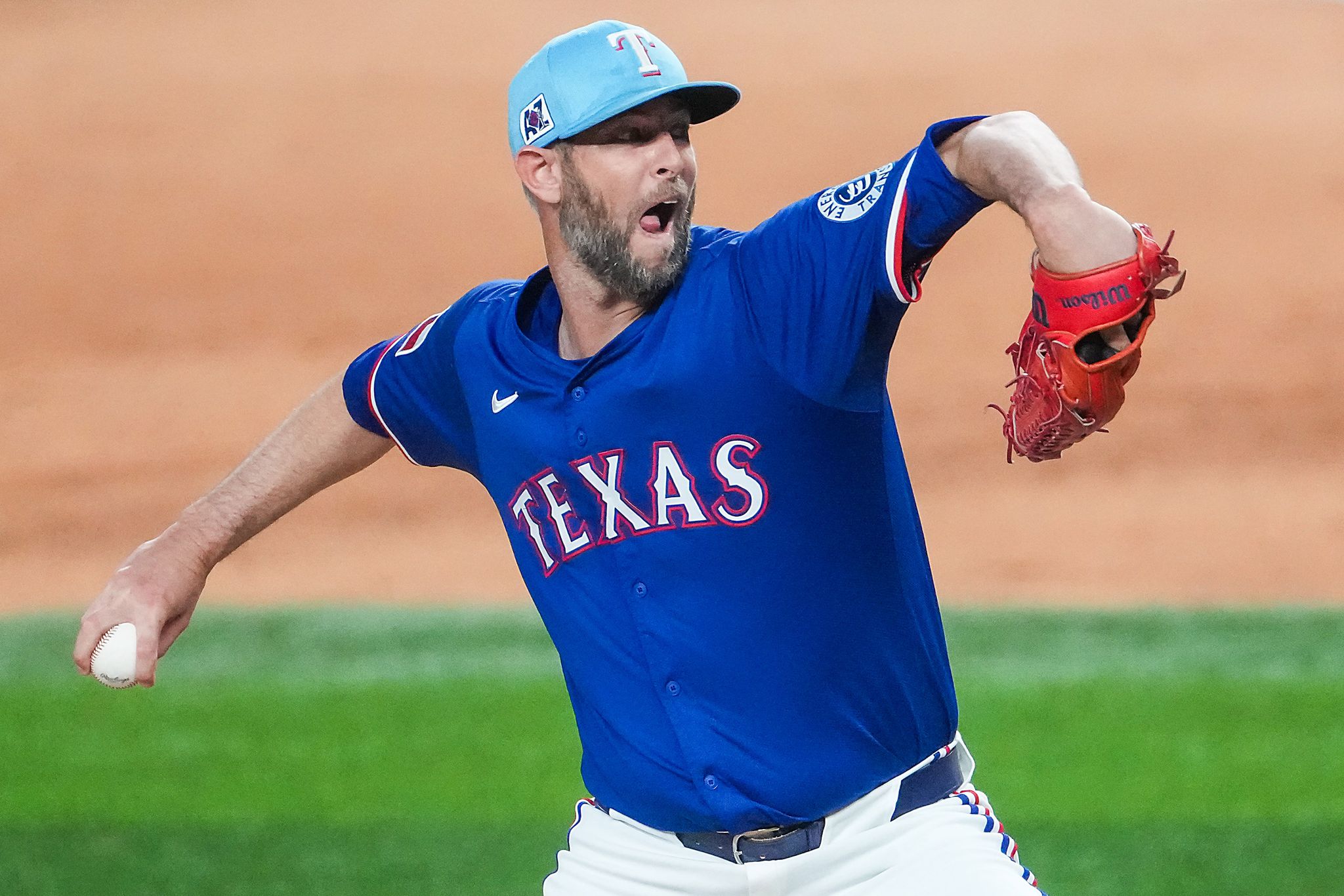 Rangers bullpen could get veteran boost as Chris Martin nears return