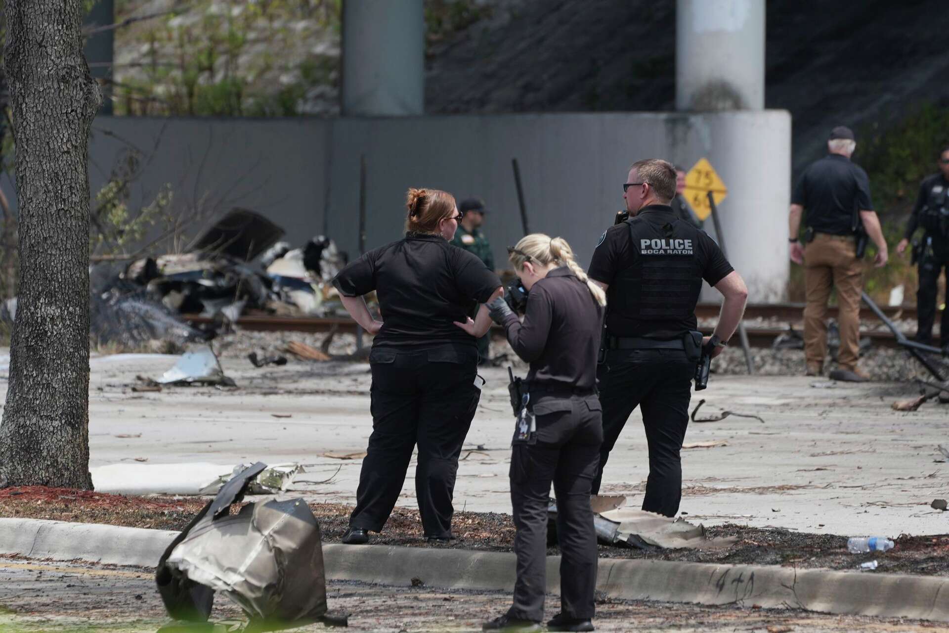 3 killed, 1 injured after plane crash in Boca Raton, Florida near a ...