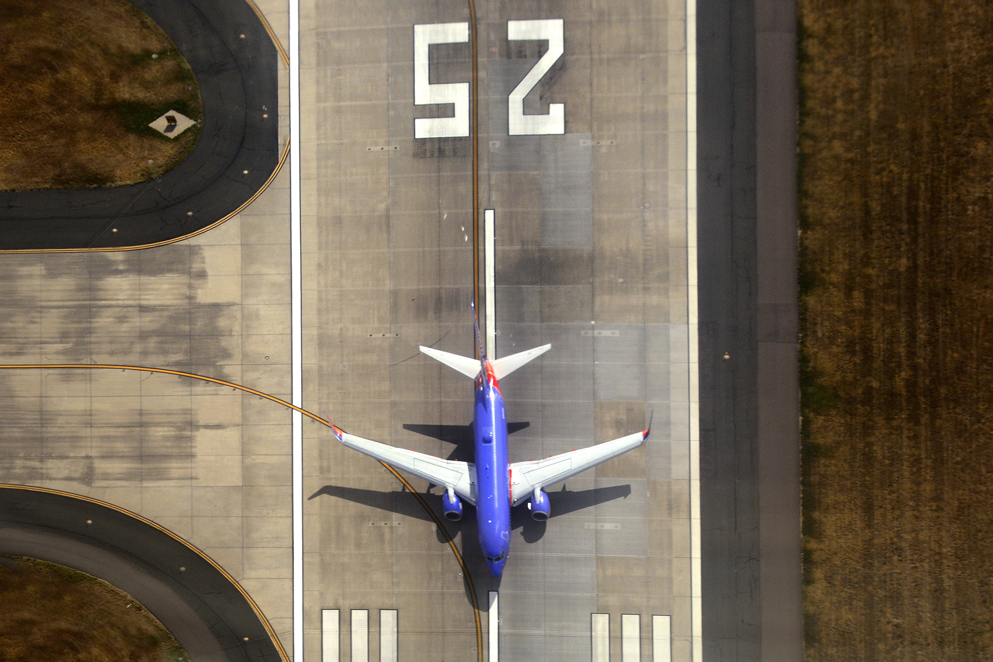 sfgate.com - Jim Glab - No free bags? Southwest offers new freebie. It involves Elon Musk.