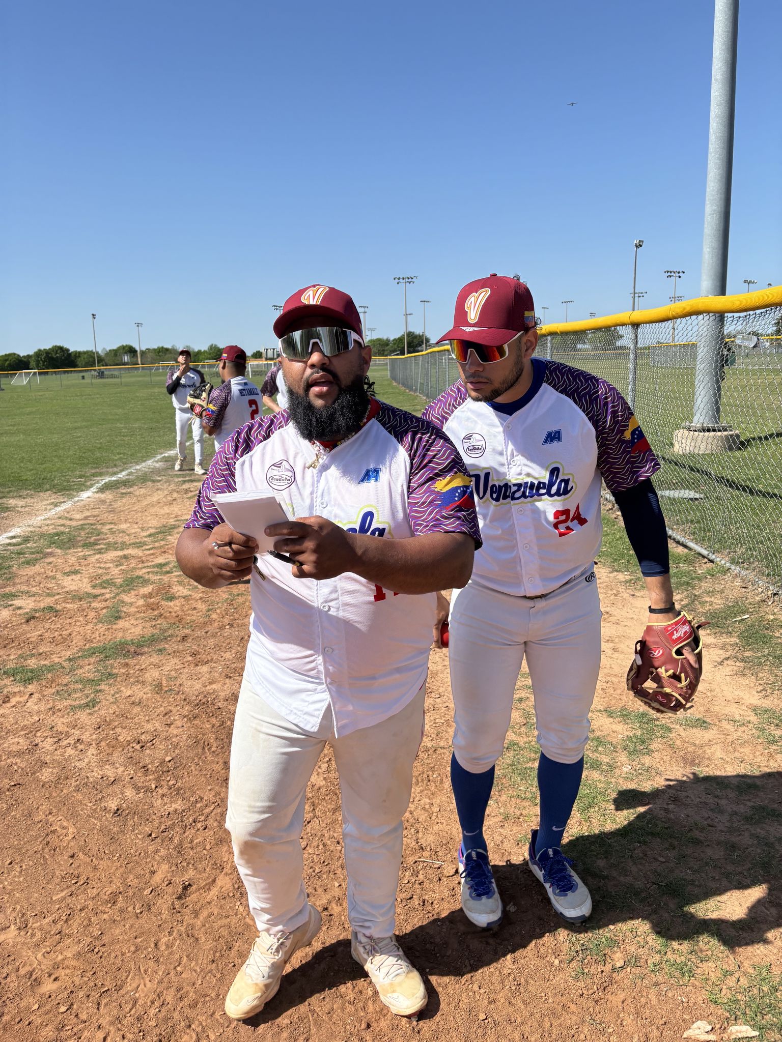 Texas Rangers Venezuela Venezuelans in Dallas bond over baseball amid immigration crackdown