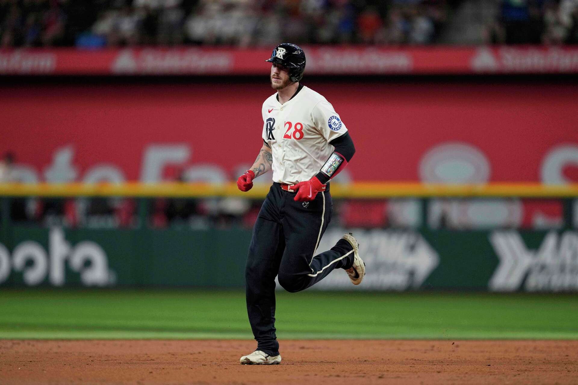 With Higashioka out, Jonah Heim gave Rangers everything they wanted