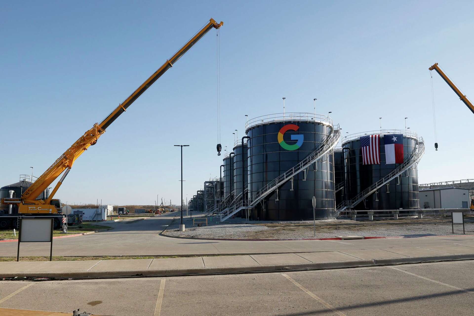 Google to spend nearly $1B on data center campus south of Dallas