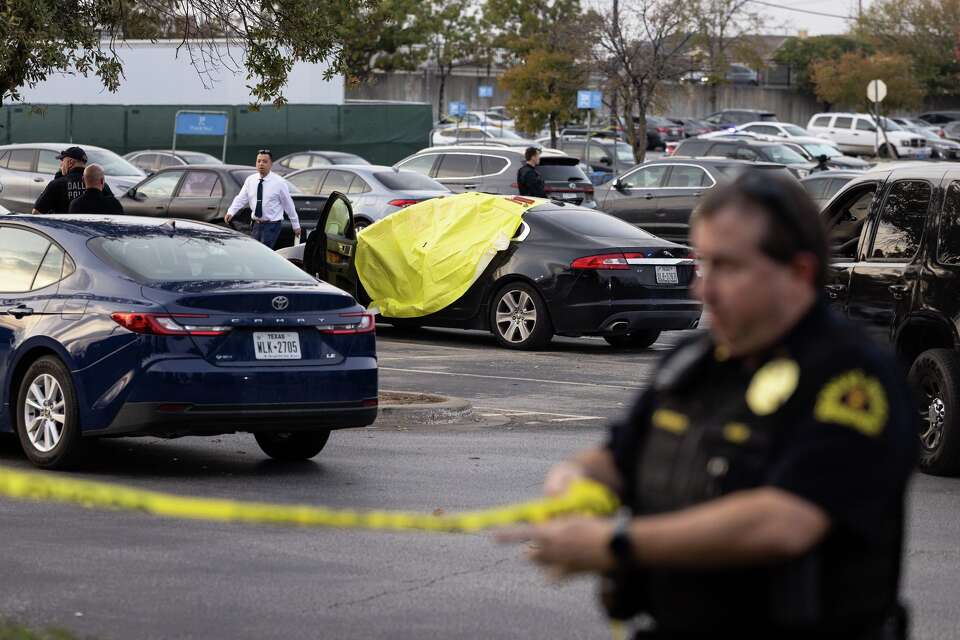 Dallas Walmart shooting: 1 dead, 2 hurt