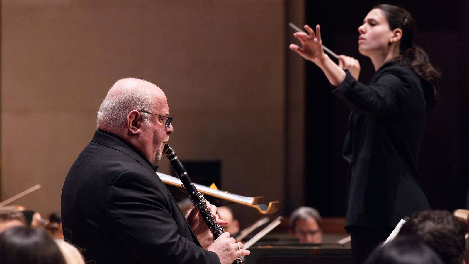 Review: A distinguished conducting debut at the Dallas Symphony