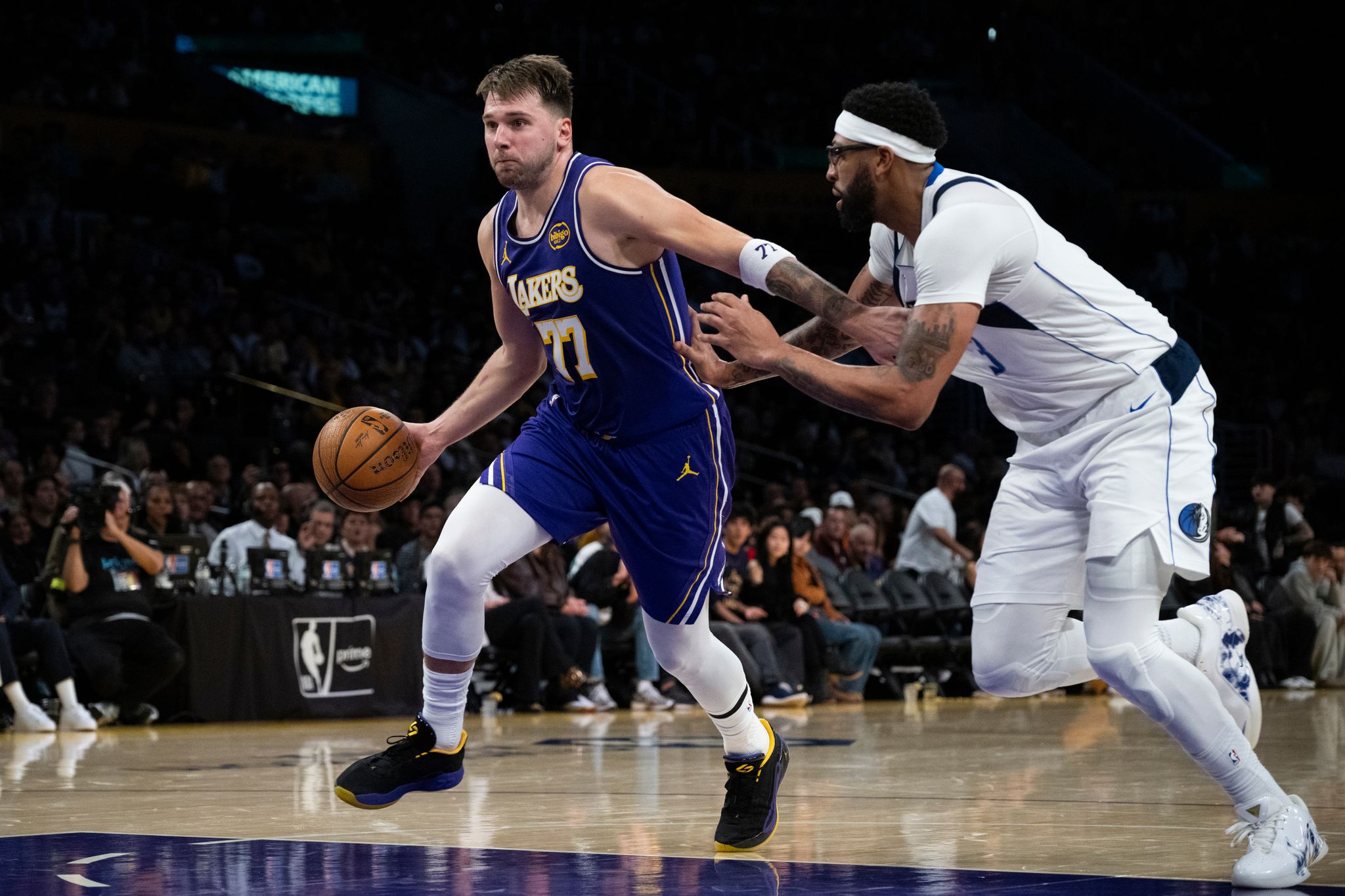 Lakers top Mavericks as Luka Doncic spoils Anthony Davis' return