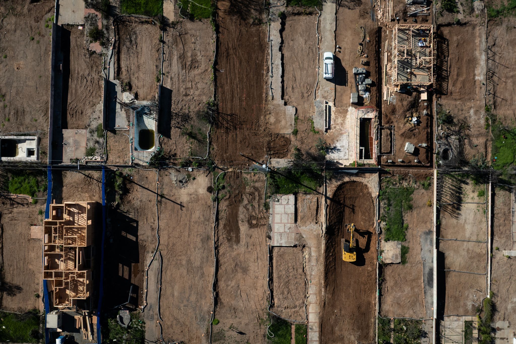 Photo inspiration: Visual Reference: Trump Executive Order Seeks To Speed Up Rebuilding Of Homes