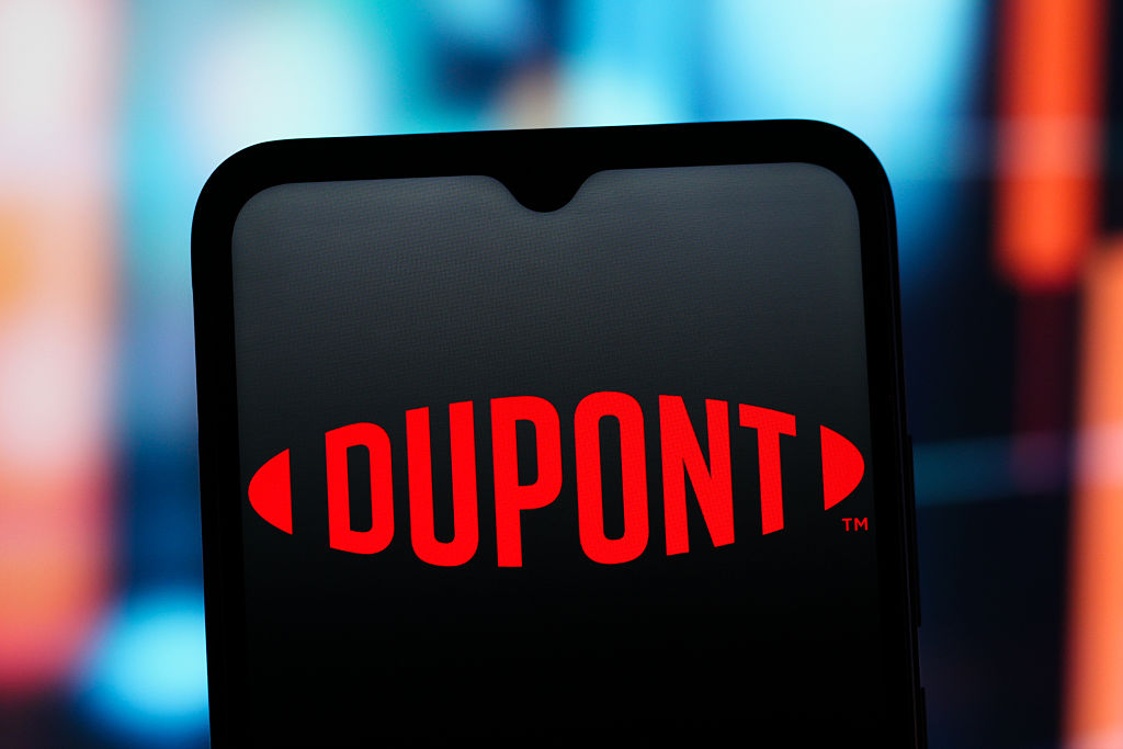 DuPont subsidiary to invest $20 million in Midland electric-vehicle materials expansion, adding 22 jobs