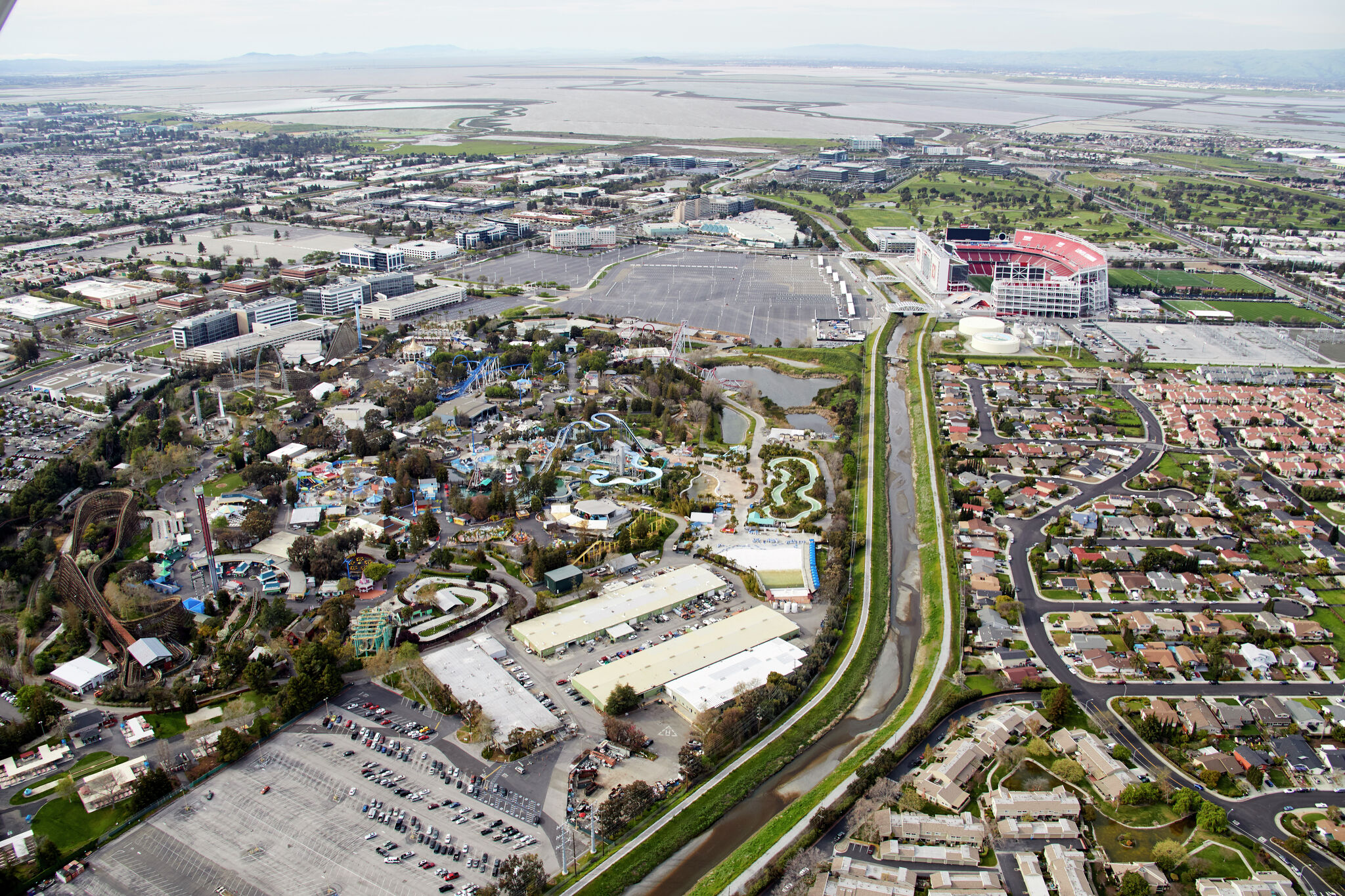 In the shadow of the Super Bowl, Great America slowly dies